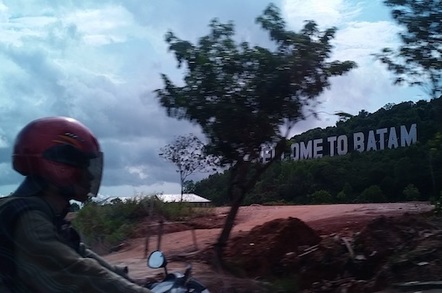 Welcome to Batam sign