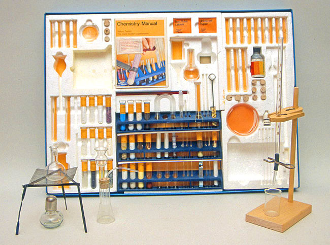 Thomas Salter Chemistry set