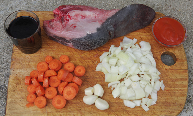 The ingredients required to make lengua