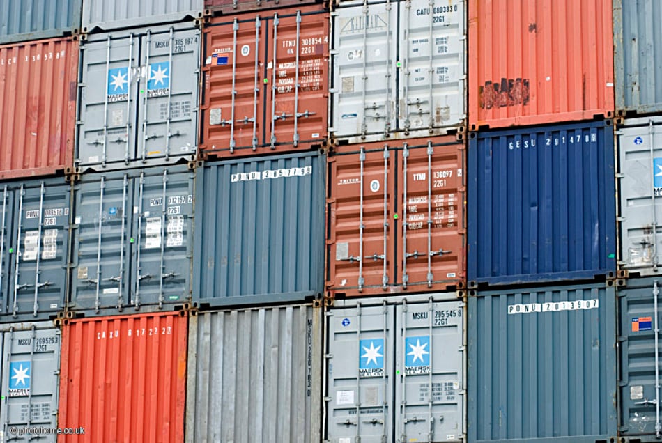 Shipping_Containers