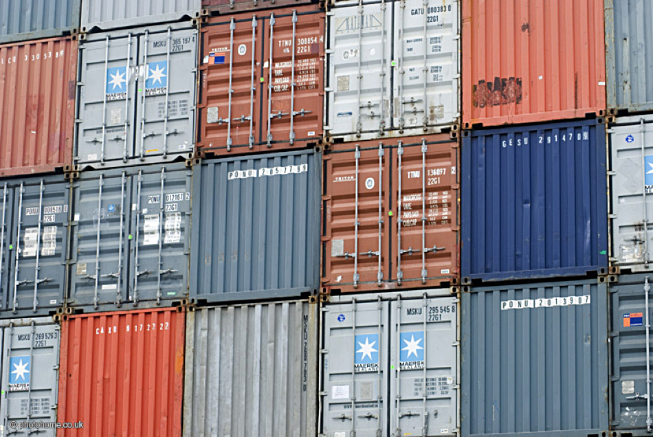 Shipping_Containers