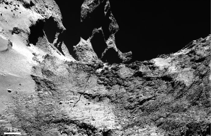 A crack on comet 67P