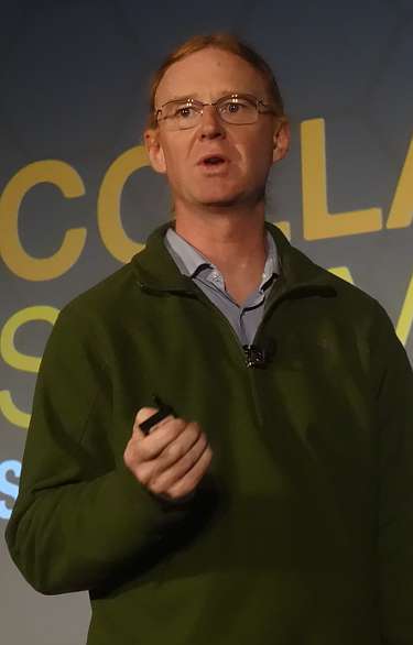 Jon Corbet at the Linux Foundation Collaboration Summit 2015