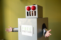 Free Robot Hugs by Ben Husmann https://www.flickr.com/photos/benhusmann/sets/72157594246596196