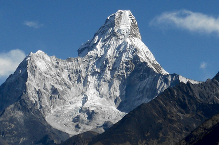 Ama_Dablam