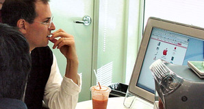 Steve Jobs with OS X interface designers in 2001 shortly before the beta release