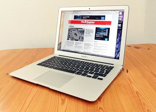MacBook Air (13インチ, Early 2015モデル)-