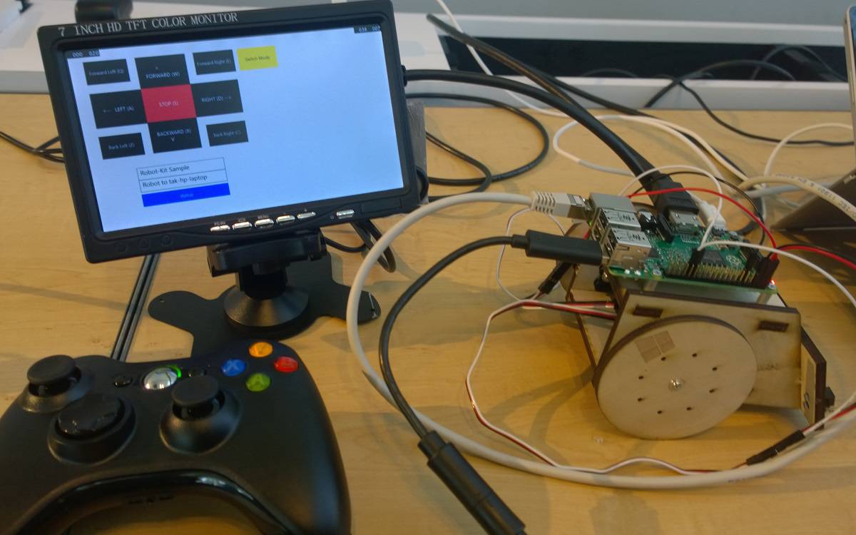 Windows 10 powering a Raspberry Pi 2 robot