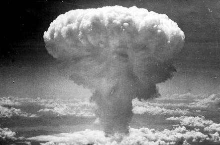 Atomic_explosion_cloud