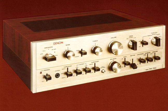 Vintage Denon PMA 7000 Z amplifier from 1975