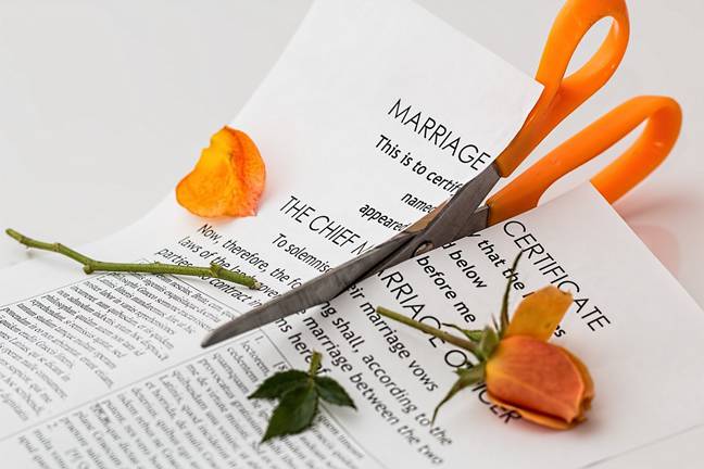 An employee at Vardags, self-described specialists in high-net-worth marital breakdowns, opened the wrong file when applying for a divorce in His Maje