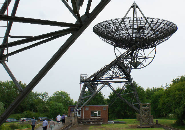 One mile antenna ontop of control building