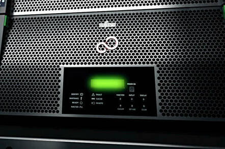 DX8900_S3_detail