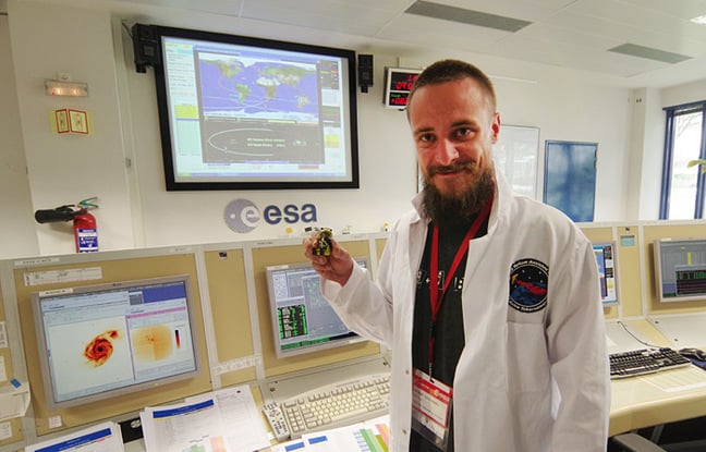 Matt poses with our Playmonaut in the XMM-Newton control room