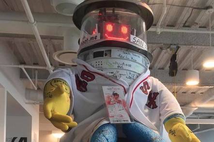 hitchBOT
