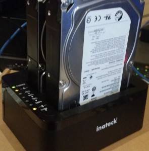 Inateck USB hard drive cloner