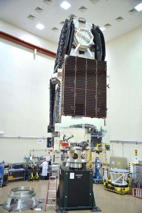 Lancement Ariane 5 ECA VA226 / ARSAT-2 + Sky Muster - 30 septembre 2015 Nbn_skymuster_satellite