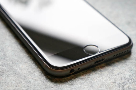 Apple iPhone 6s – could the next generation get thicker for a longer battery life?