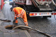 emptying_of_a_tank_of_sewage_648_v2