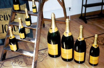 Champagne_bottles