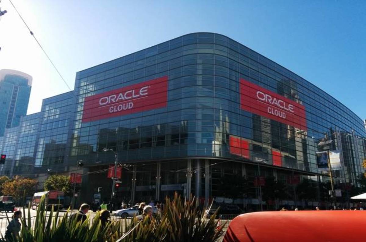 Oracle's Hurd mentality We (and one other) will own all of cloud by