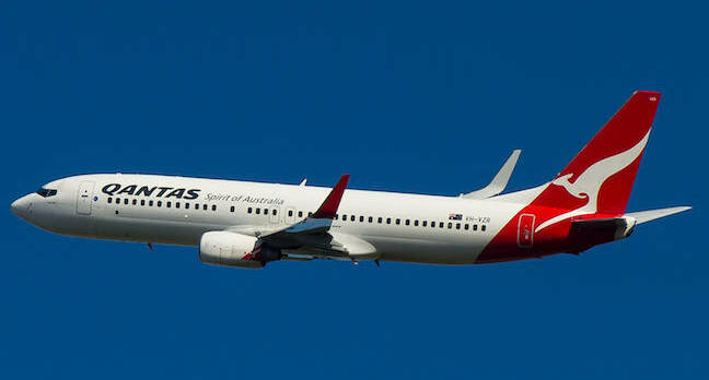 Qantas Boeing 737-838, VH-VZR
