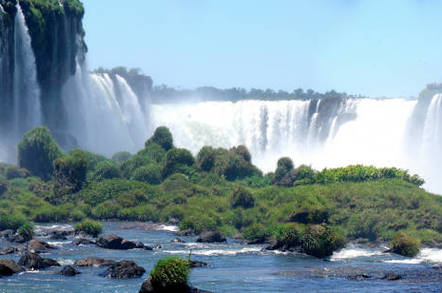 Iguazu_falls
