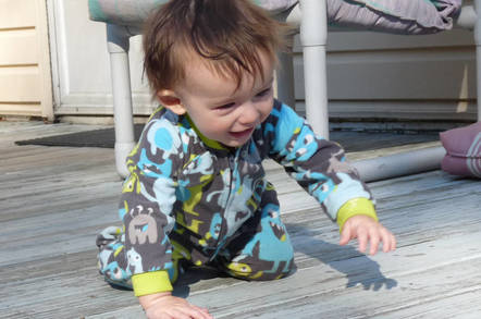 Crawling_child