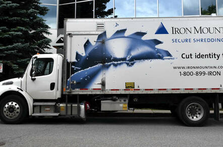 Iron_Mountain_truck
