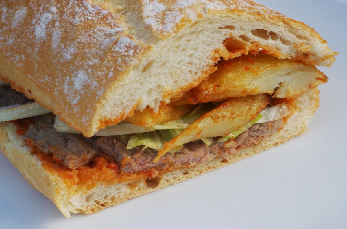 Post-pub nosh neckfiller: The gargantuan Gatsby