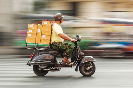 Scooter, photo Christian Mueller Shutterstock.com