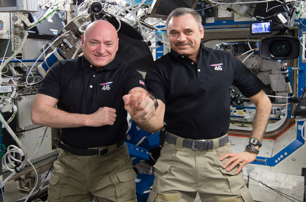 NASA compiles Scott Kelly space photo album