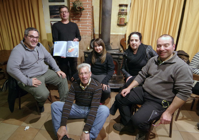 Tito and locals in the bar in Navatejares