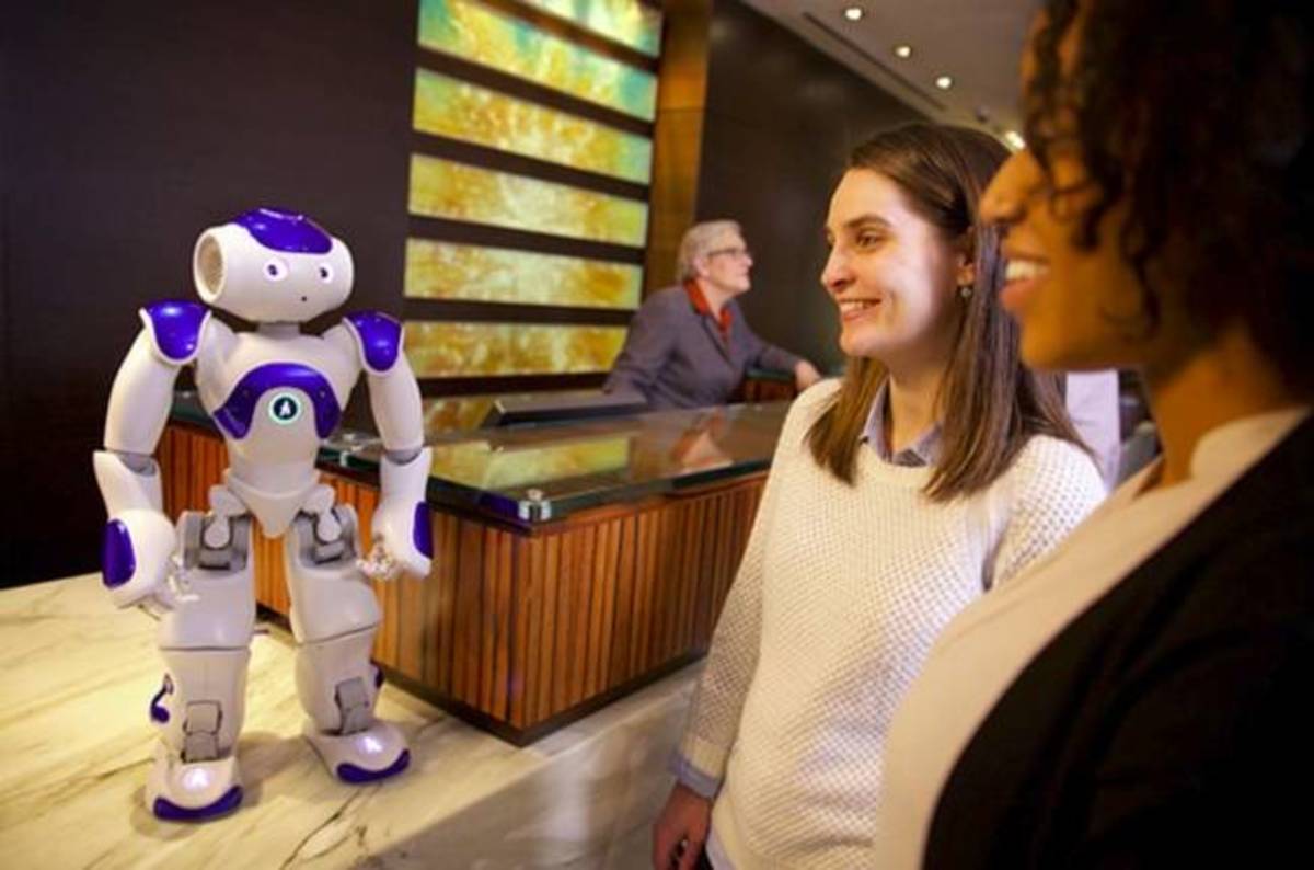 IBM pimps Watson out to Hilton robot for concierge duty
