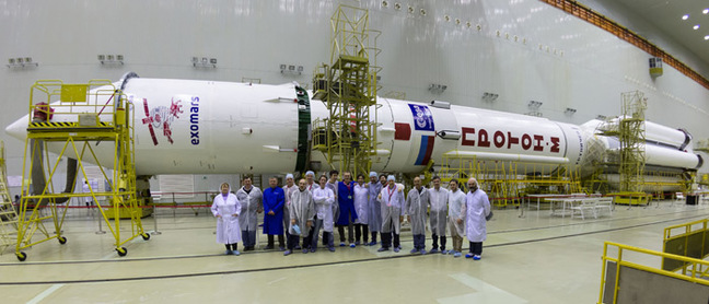 Some of the ExoMars team pose with the payload and the Proton rocket. Pic: ESA