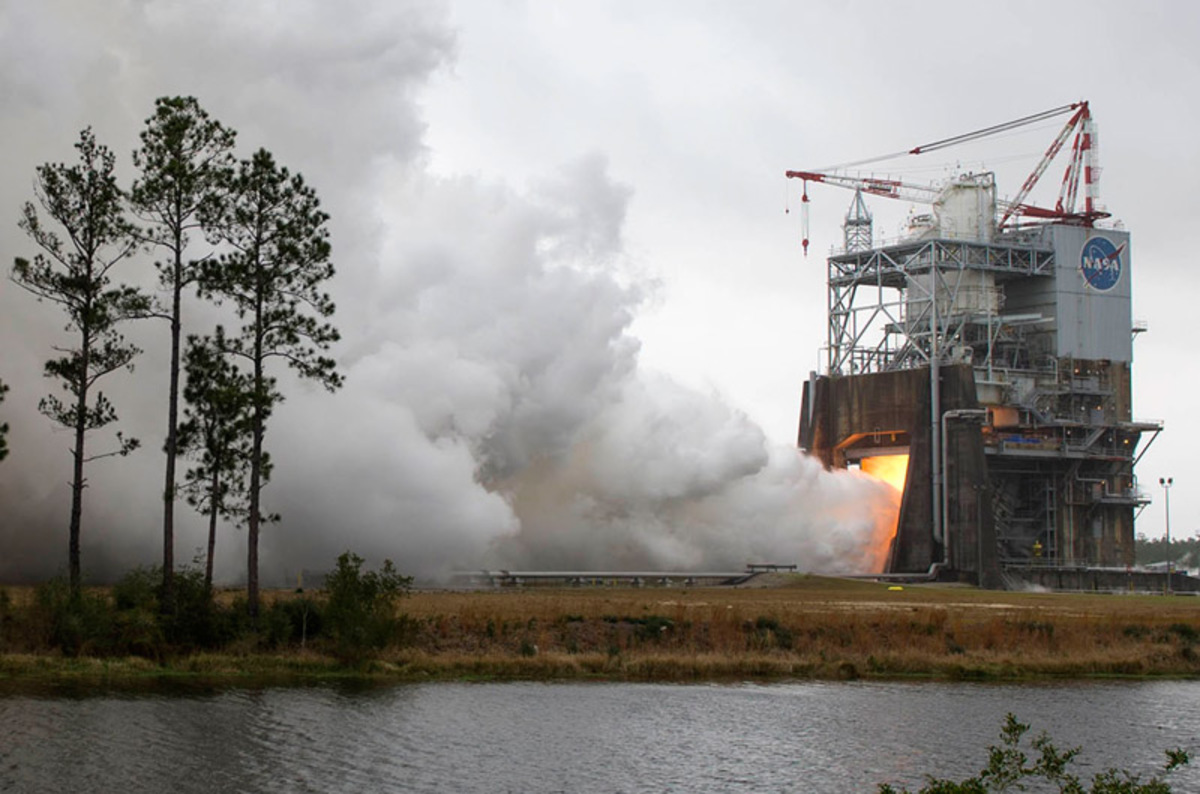 Monster motor breathes fire in Mississippi