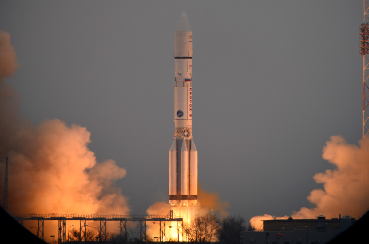 ExoMars mission thunders aloft from Baikonur