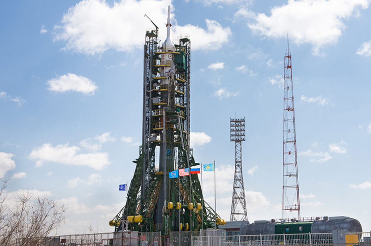 Heads up, rocket fans: Soyuz launch tonight