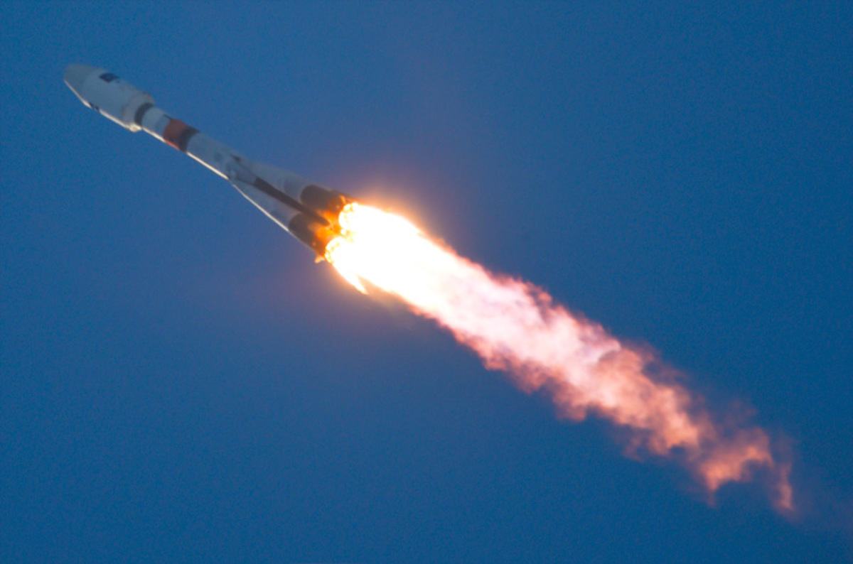 Soyuz to loft Sentinel-1B Earth-watching sat