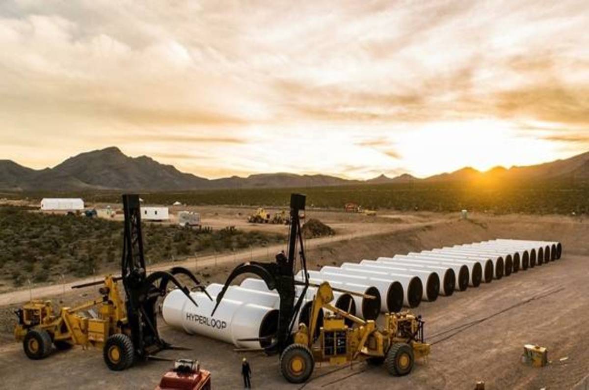 First successful Hyperloop test module hits 100mph in four seconds