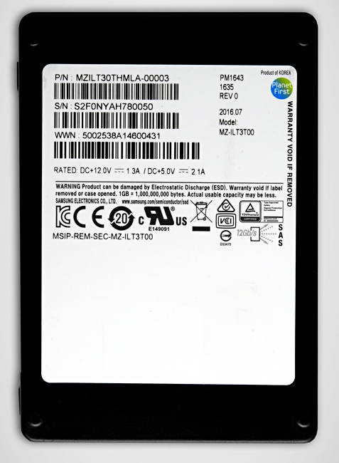 Samsung_32TB_SAS_SSD