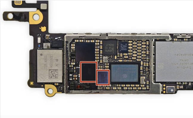 iFixit shot of bad IC chips