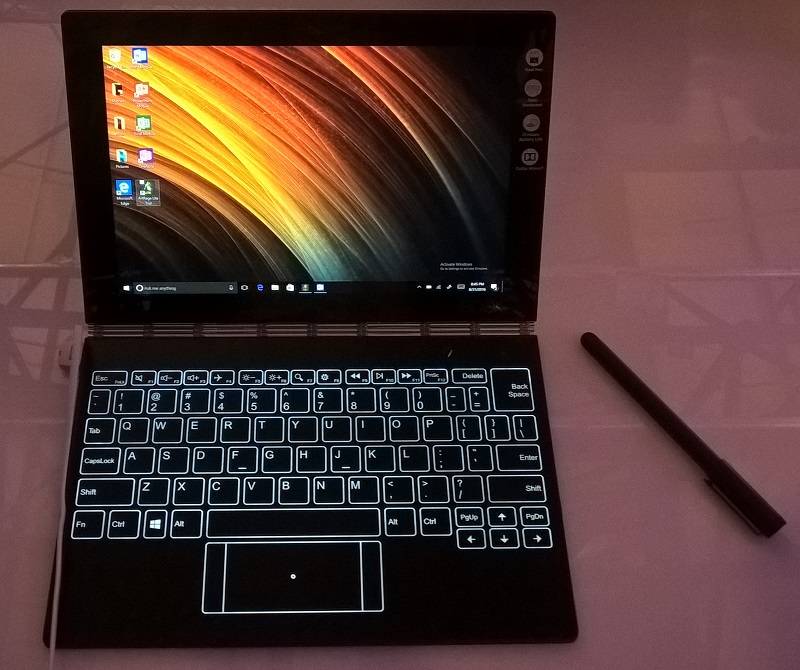 laptop with virtual keyboard