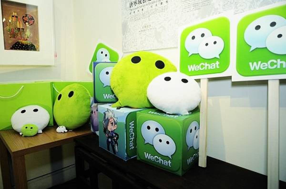 Dropping WhatsApp? Nostalgia Drives Users to ICQ - WSJ