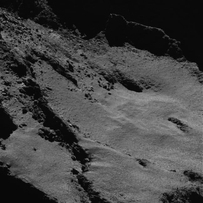 Close up view of the comet as Rosetta is coming down to surface. ESA, CC BY-SA 