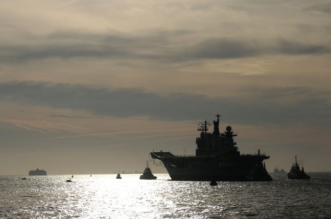 HMS Illustrious leaves for the sunset. Pic: Kavan