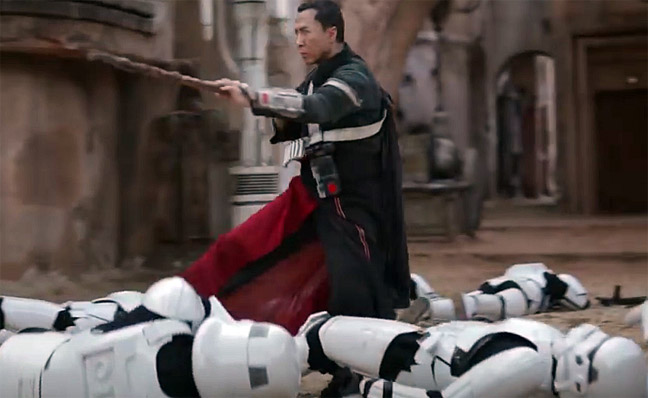 Troopers down with Chirrut Imwe