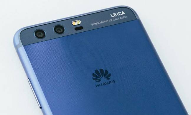 Dual lenses on the P10, co-designed with Leica, make the P10 a strong camera phone Dual lenses on the P10, co-designed with Leica, make the P10 a strong camera phone