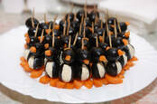 Linux penguin canape... snacks. Photo by SHutterstock