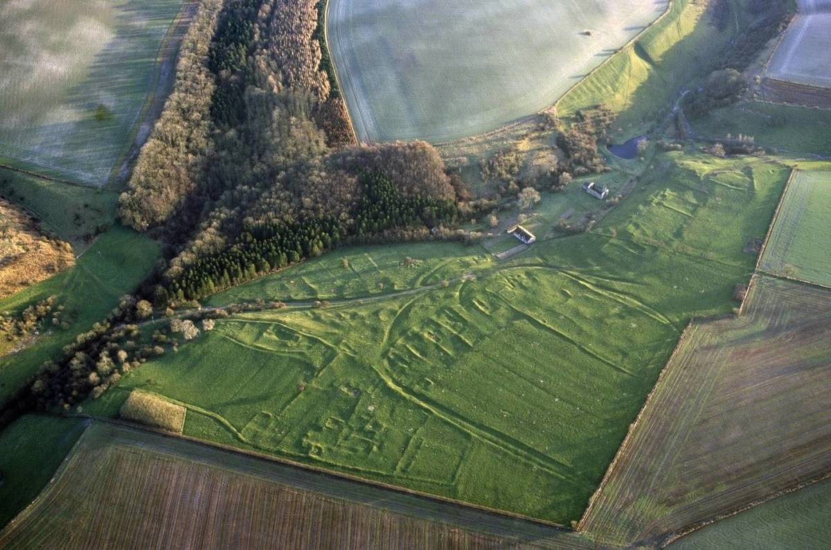 Mediaeval Yorkshirefolk mutilated, burned t'dead to prevent reanimation